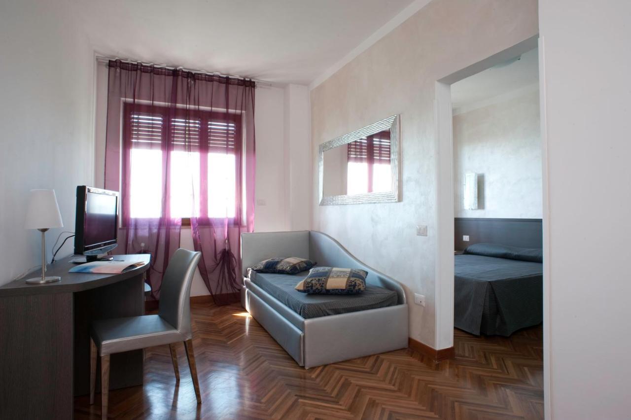 Hotel Astoria Фермо Екстериор снимка