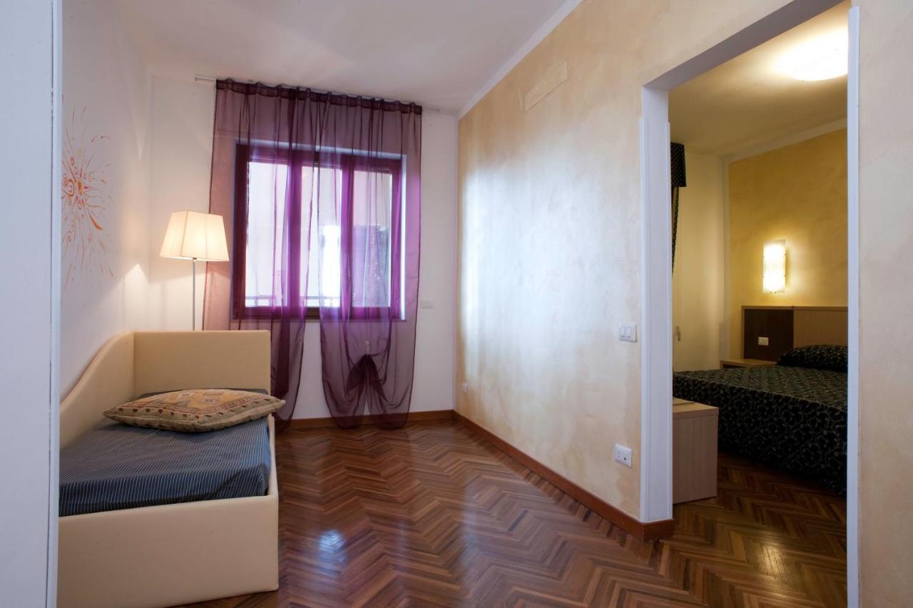 Hotel Astoria Фермо Екстериор снимка