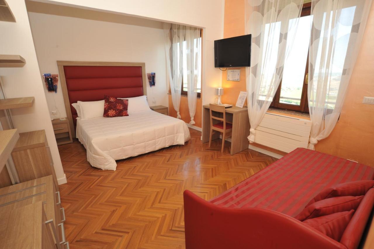 Hotel Astoria Фермо Екстериор снимка
